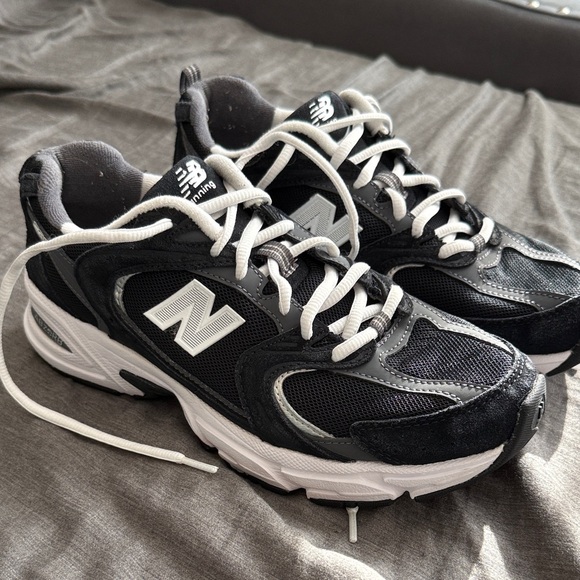 New Balance Charcoal and White Running Shoes - Picture 6 of 9